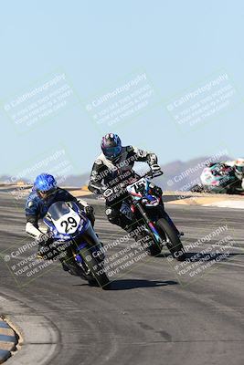 media/Dec-07-2025-CVMA (Sun) [[3e7d2de5dc]]/Race 7-Formula Lightweight Twins Shootout/